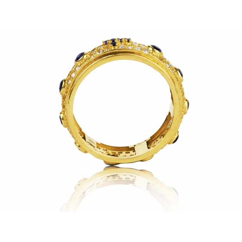 Złoty pierścionek i kolorowe cyrkonie